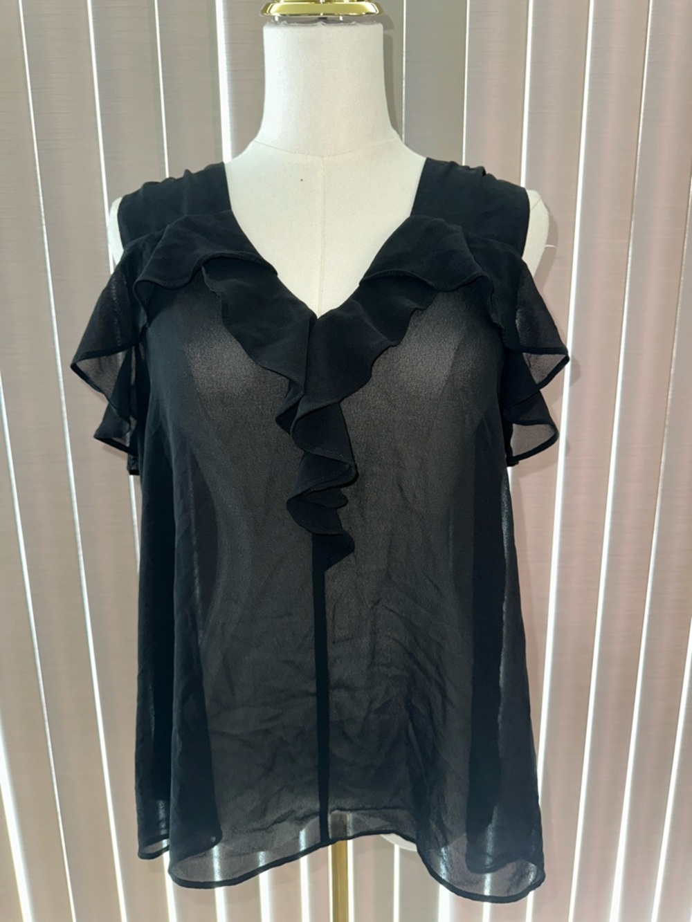 Soprano Black Ruffle V-Neck Sleeveless Blouse